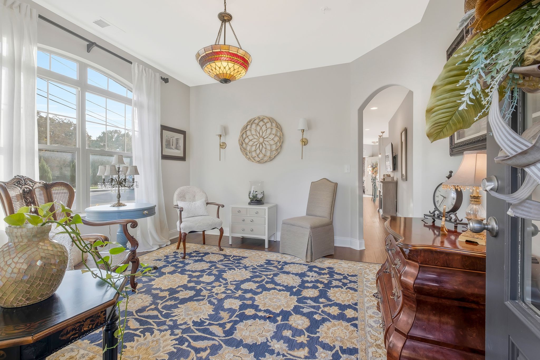 100 Jane Crossing Mount Juliet, TN 37122 - Photo 5 of 33 a living room with furniture a rug and a window