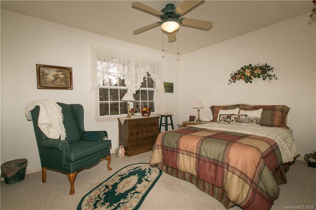248 Fallen Timber Road, Unit 14 Hendersonville, NC 28791 - Photo 12 of 22 Gallery Image 12