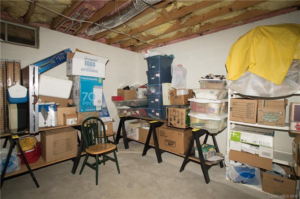 248 Fallen Timber Road, Unit 14 Hendersonville, NC 28791 - Photo 21 of 22 Gallery Image 21