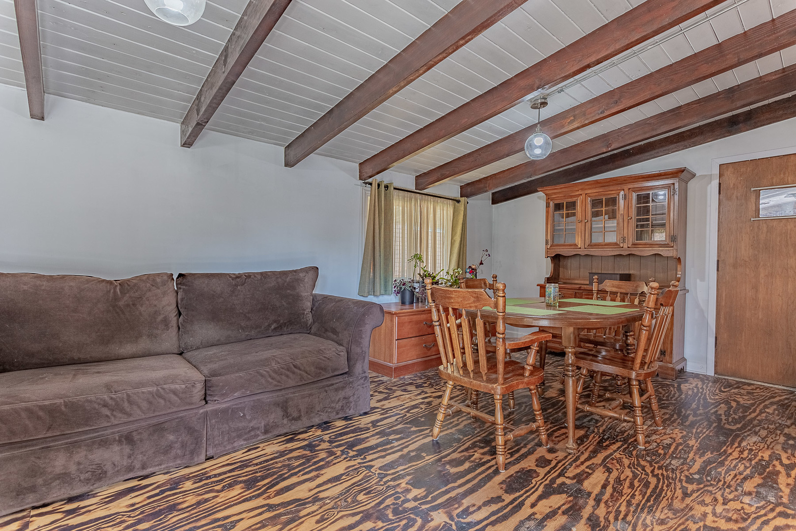 514 High Ridge Road Hillside, IL 60162 - Photo 8 of 24 a view of a dining room with furniture window and wooden floor