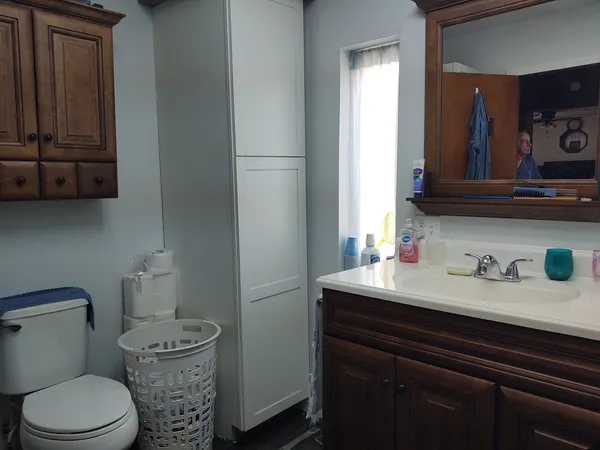 $74,800 | 125 Central Hill Road, Grantsburg, IL 62943