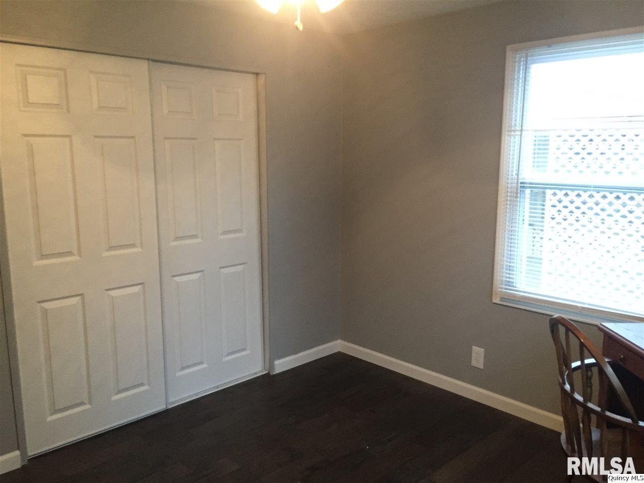 2133 Rancho Boulevard Quincy, IL 62305 - Photo 19 of 24 Gallery Image 19