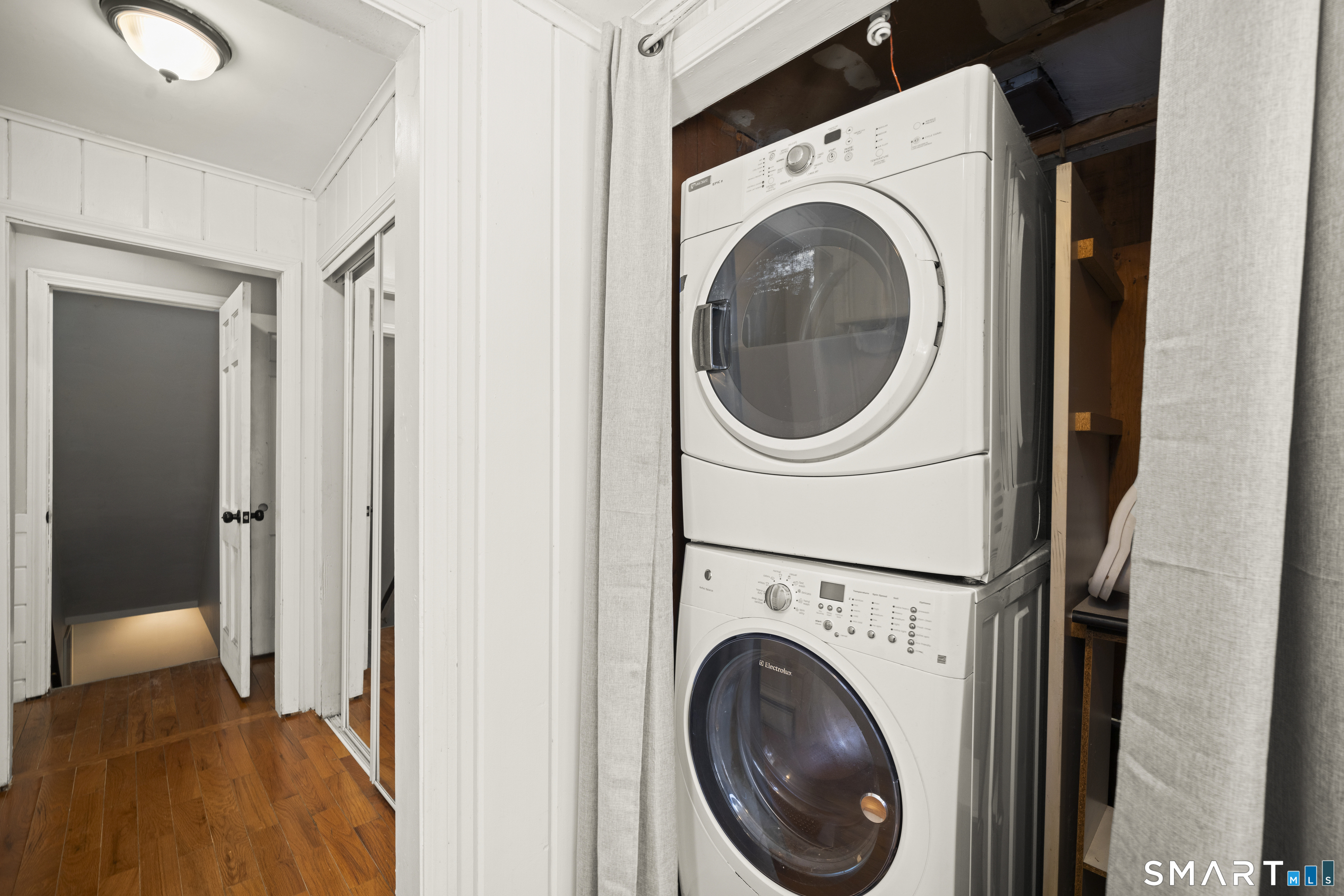 85 Lawton Road Canton, CT 06019 - Photo 23 of 40