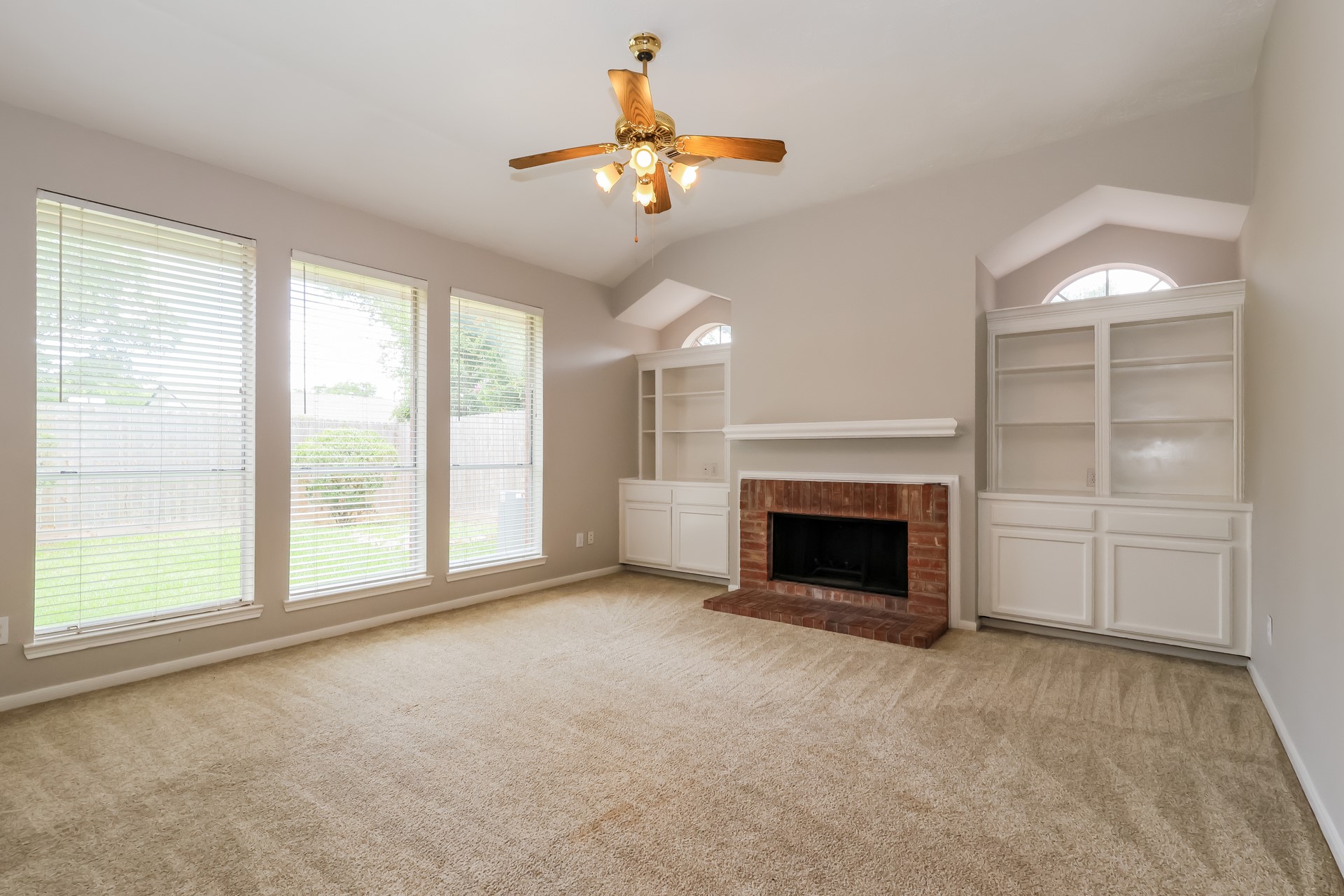 2115 Mercoal Drive Spring, TX 77386 - Photo 3 of 18