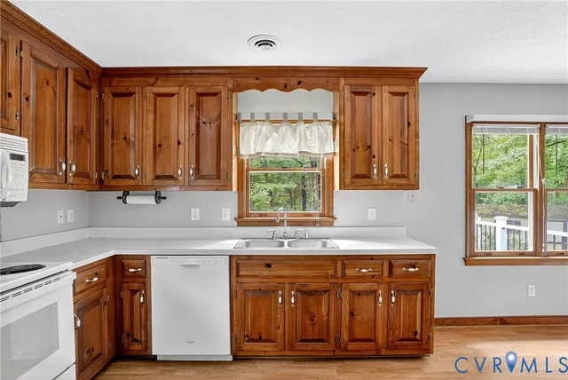 $439,950 | 7250 Walnut Grove Drive, Mechanicsville, VA 23111