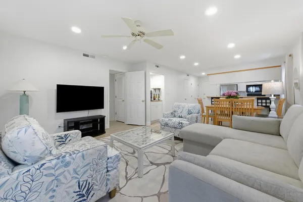 $300,000 | 225 Tanglewood Drive, Unit 1, Pawleys Island, SC 29585