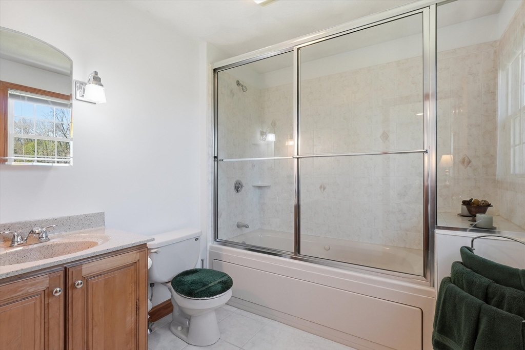 15 Squanto Road Woburn, MA 01801 - Photo 19 of 42