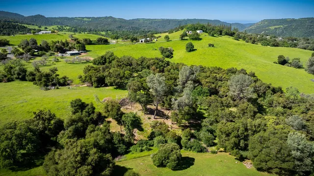 $210,000 | 237 Sunshine Lane, Mokelumne Hill, CA 95245