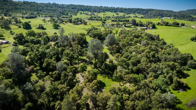 $210,000 | 237 Sunshine Lane, Mokelumne Hill, CA 95245