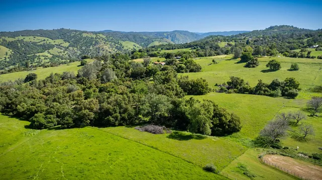 $210,000 | 237 Sunshine Lane, Mokelumne Hill, CA 95245