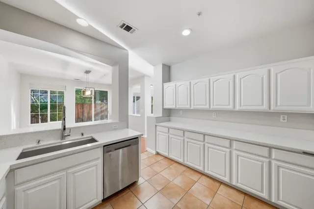 $948,000 | 7445 Brigadoon Way, Dublin, CA 94568