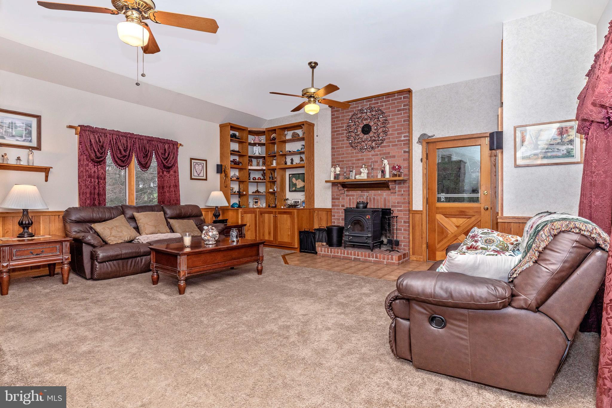 11789 Rowe Road Monrovia, MD 21770 - Photo 17 of 82 Family Room with access to Large Wrap Around Deck