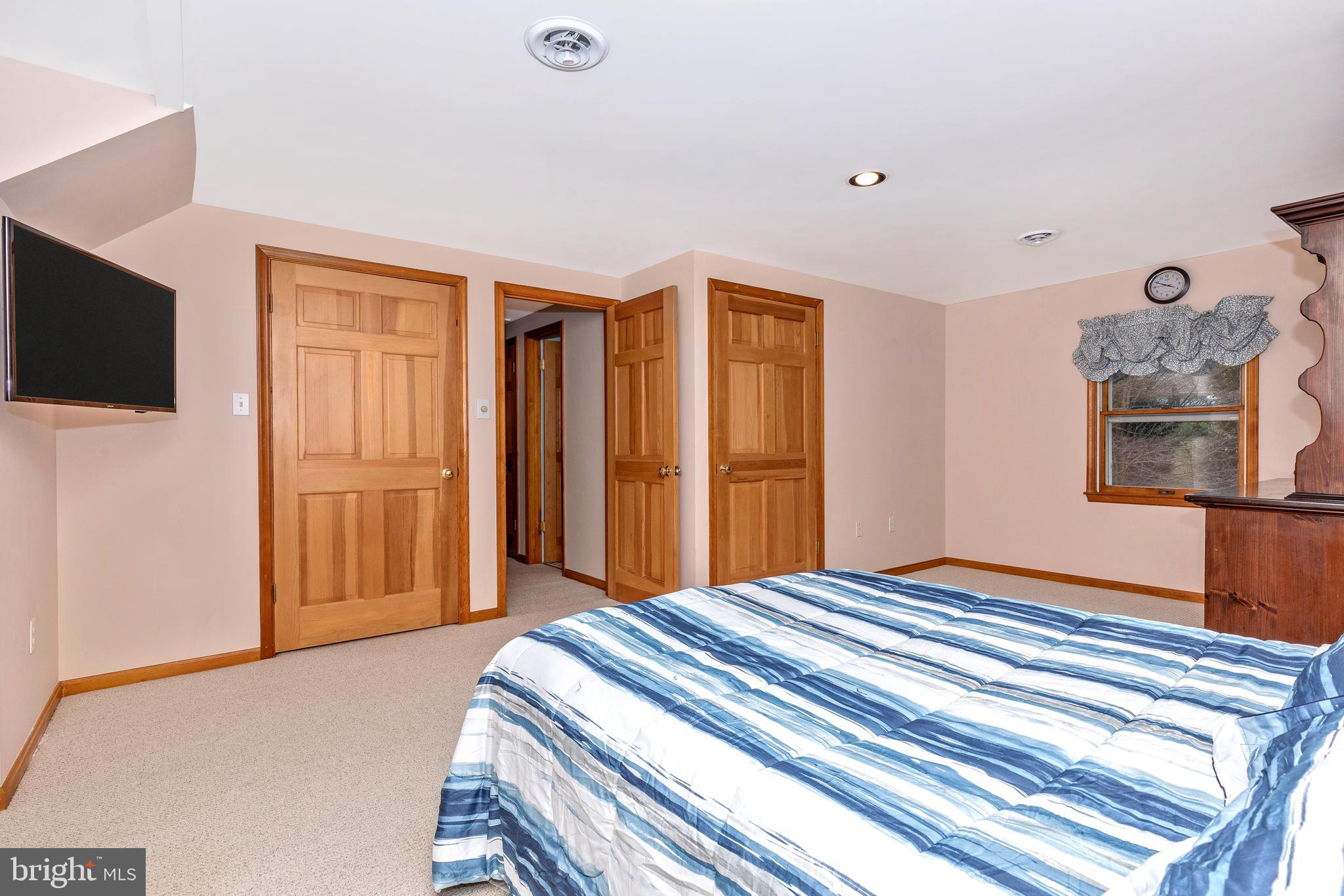 11789 Rowe Road Monrovia, MD 21770 - Photo 39 of 82 2nd Level Large 2nd Bedroom view of Entrance