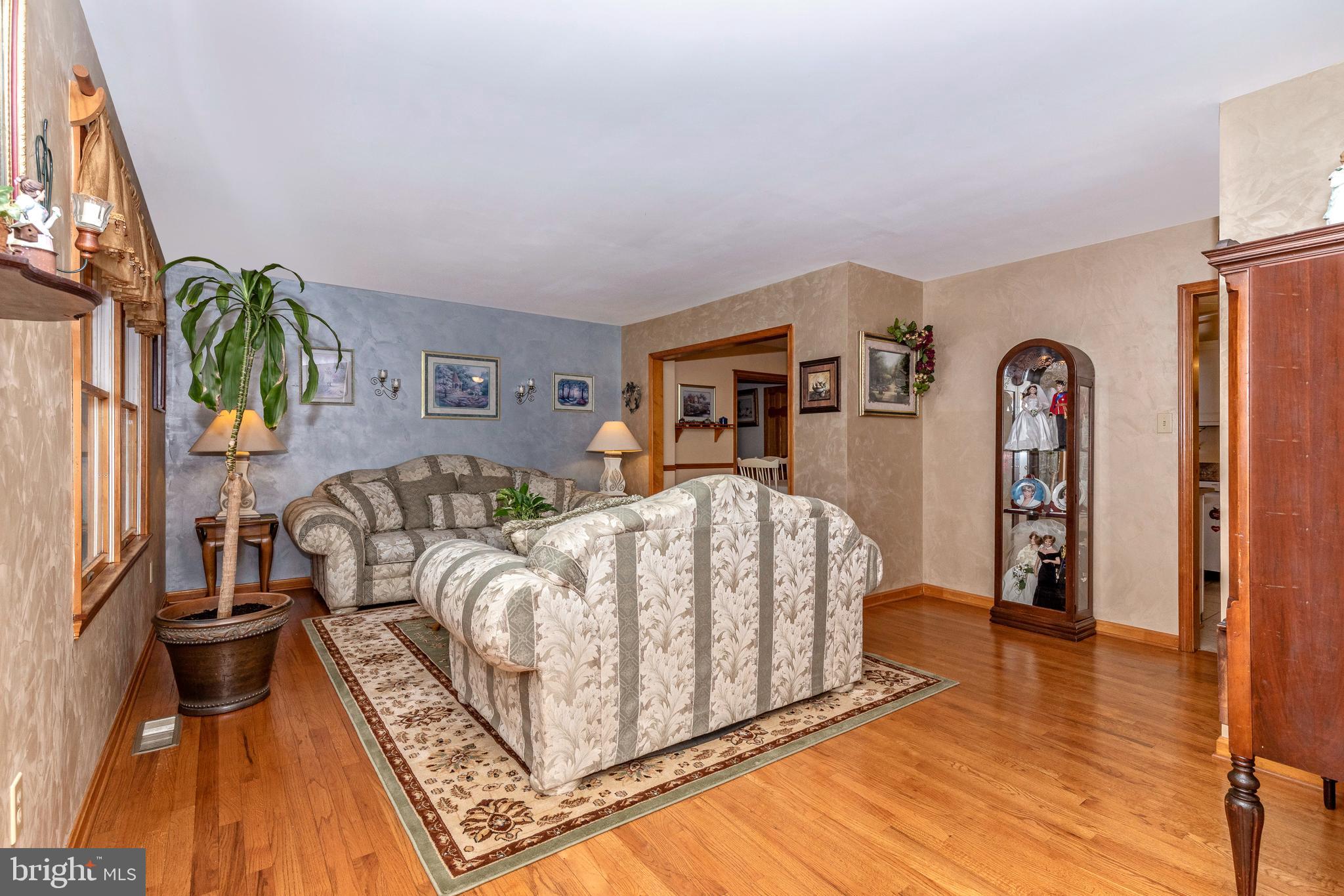 11789 Rowe Road Monrovia, MD 21770 - Photo 7 of 82 Living Room view from Front Door