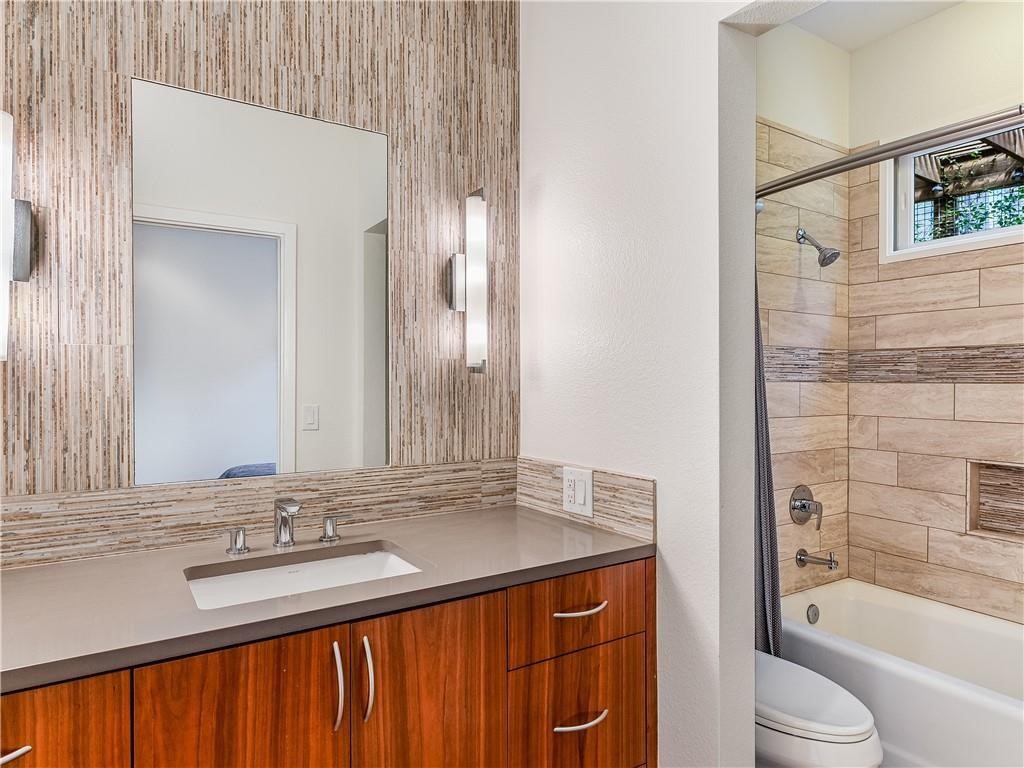 3002 Hillview Road Austin, TX 78703 - Photo 24 of 36