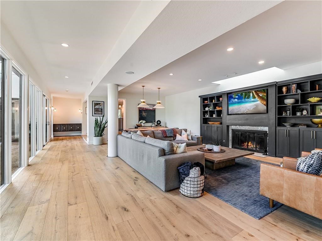 3002 Hillview Road Austin, TX 78703 - Photo 6 of 36