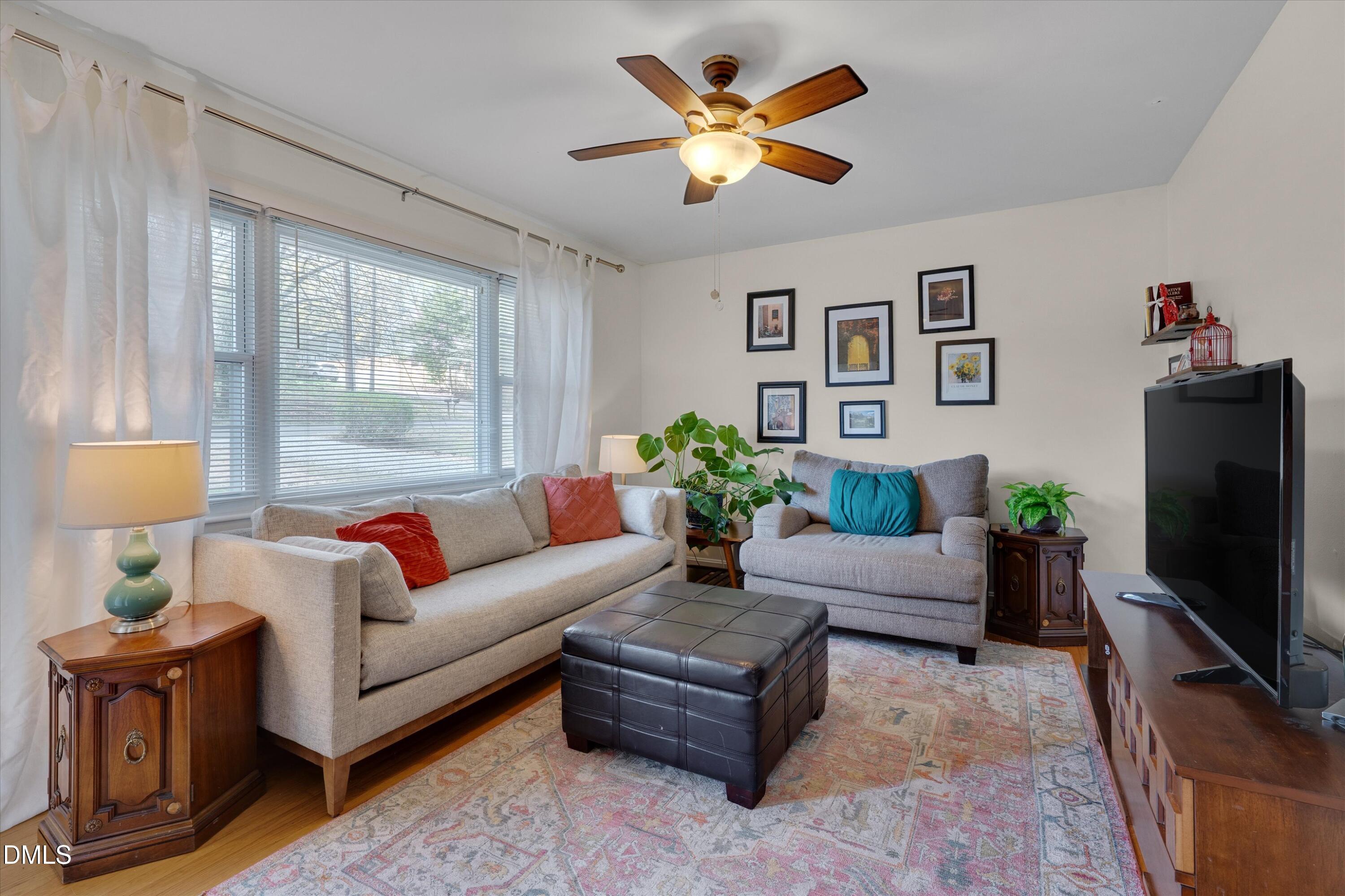 3516 Preston Avenue Durham, NC 27705 - Photo 6 of 24 Living Room
