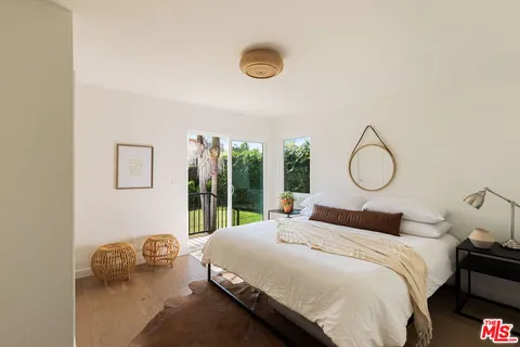 $1,749,000 | 8841 Croydon Avenue, Los Angeles, CA 90045