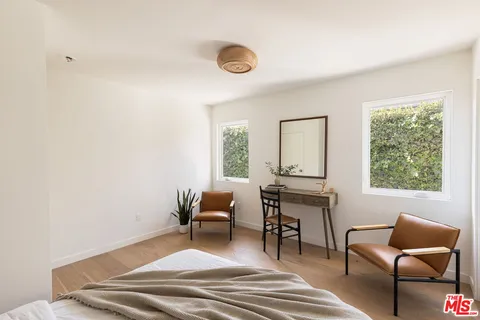 $1,749,000 | 8841 Croydon Avenue, Los Angeles, CA 90045