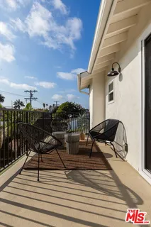 $1,749,000 | 8841 Croydon Avenue, Los Angeles, CA 90045