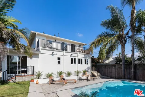 $1,749,000 | 8841 Croydon Avenue, Los Angeles, CA 90045