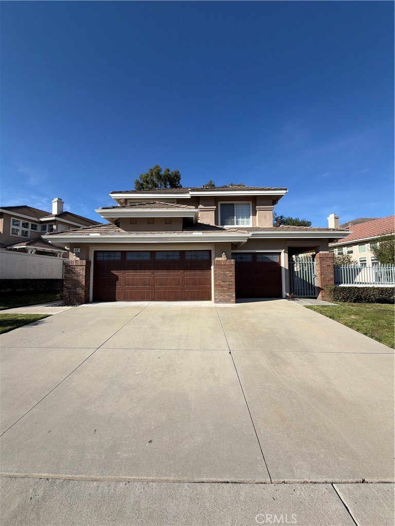 17 Pastora Lake Forest, CA 92610 - Photo 3 of 53 a kitchen with a stove and a sink