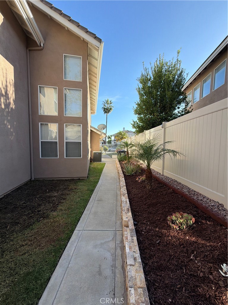 17 Pastora Lake Forest, CA 92610 - Photo 53 of 53 a view of a backyard with pathway