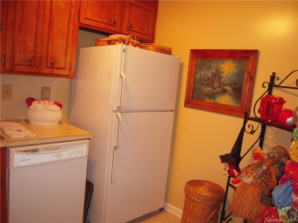 1338 Queens Road Charlotte, NC 28207 - Photo 8 of 15 Gallery Image 8