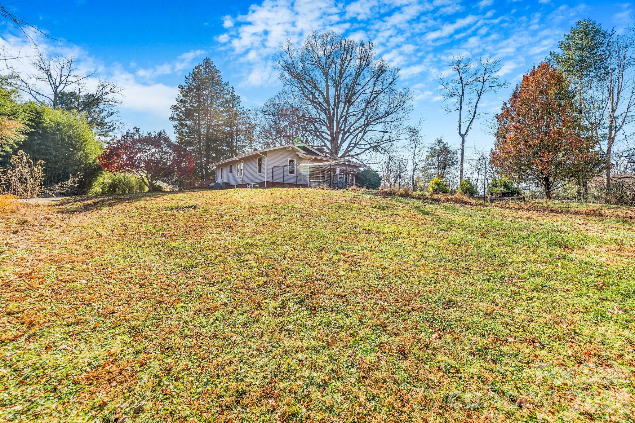 107 Woodland Church Road Clyde, NC 28721 - Photo 32 of 41