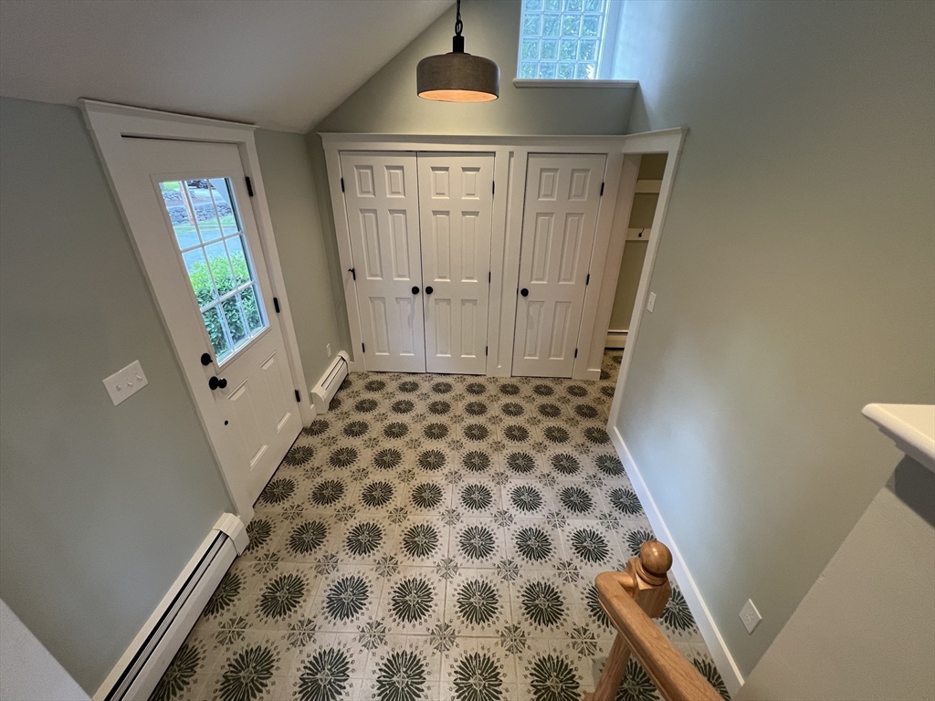 243 Dudley Road Bedford, MA 01730 - Photo 9 of 29