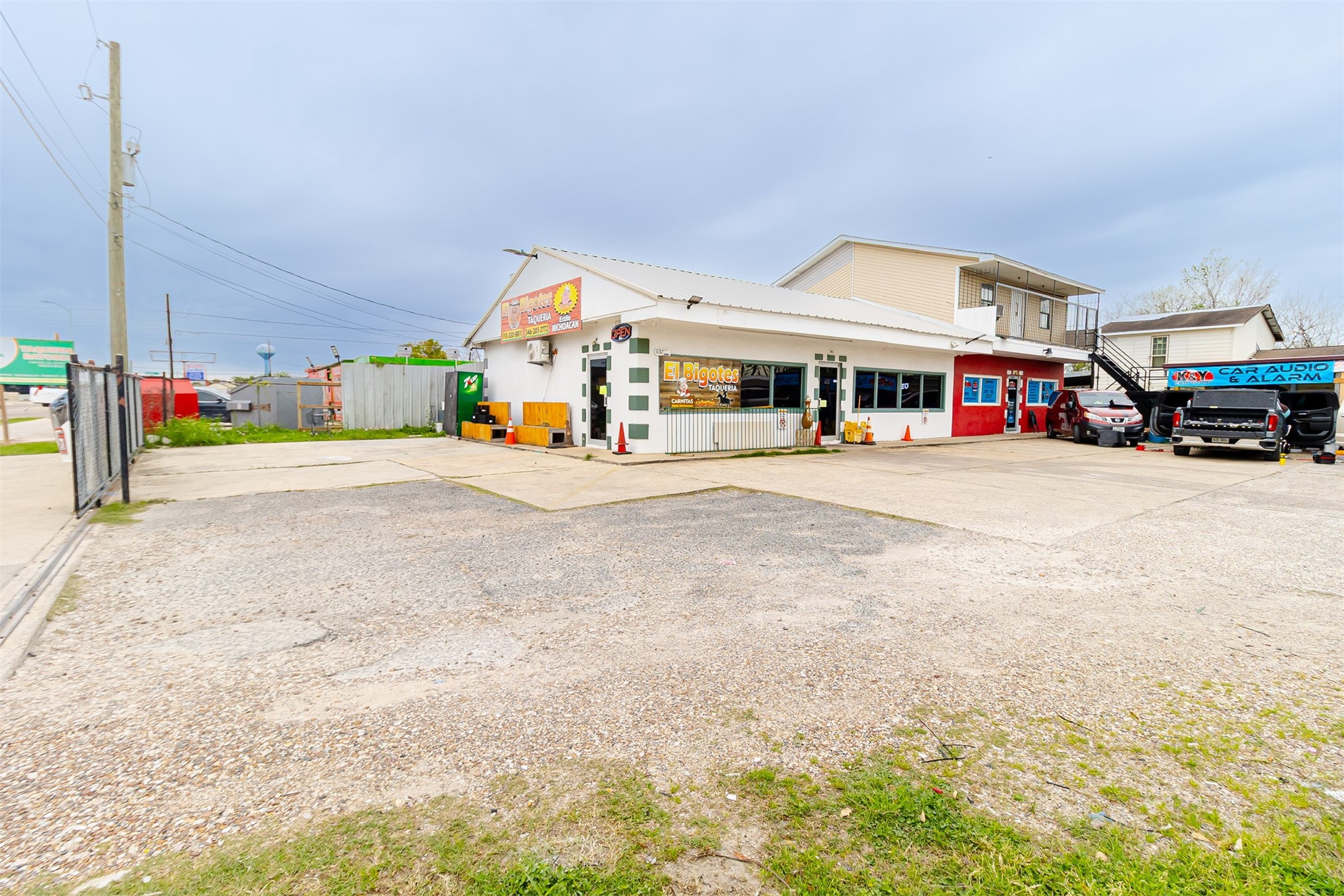 1137 Freeport Street Houston, TX 77015 - Photo 3 of 27 a view of a big room with retail shops