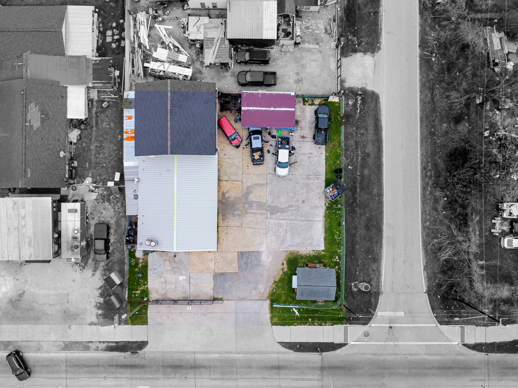 1137 Freeport Street Houston, TX 77015 - Photo 6 of 27 a building with an outdoor space