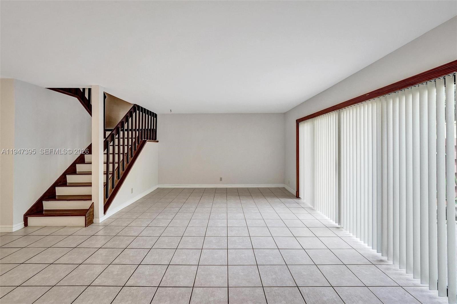 2990 Oaktree Lane, Unit 338 Hollywood, FL 33021 - Photo 4 of 24