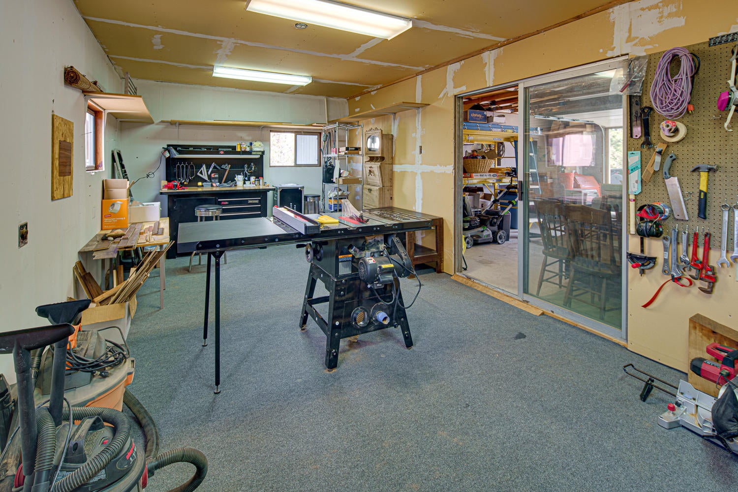 16057 Cattle Drive Road Sisters, OR 97759 - Photo 42 of 49 Shop