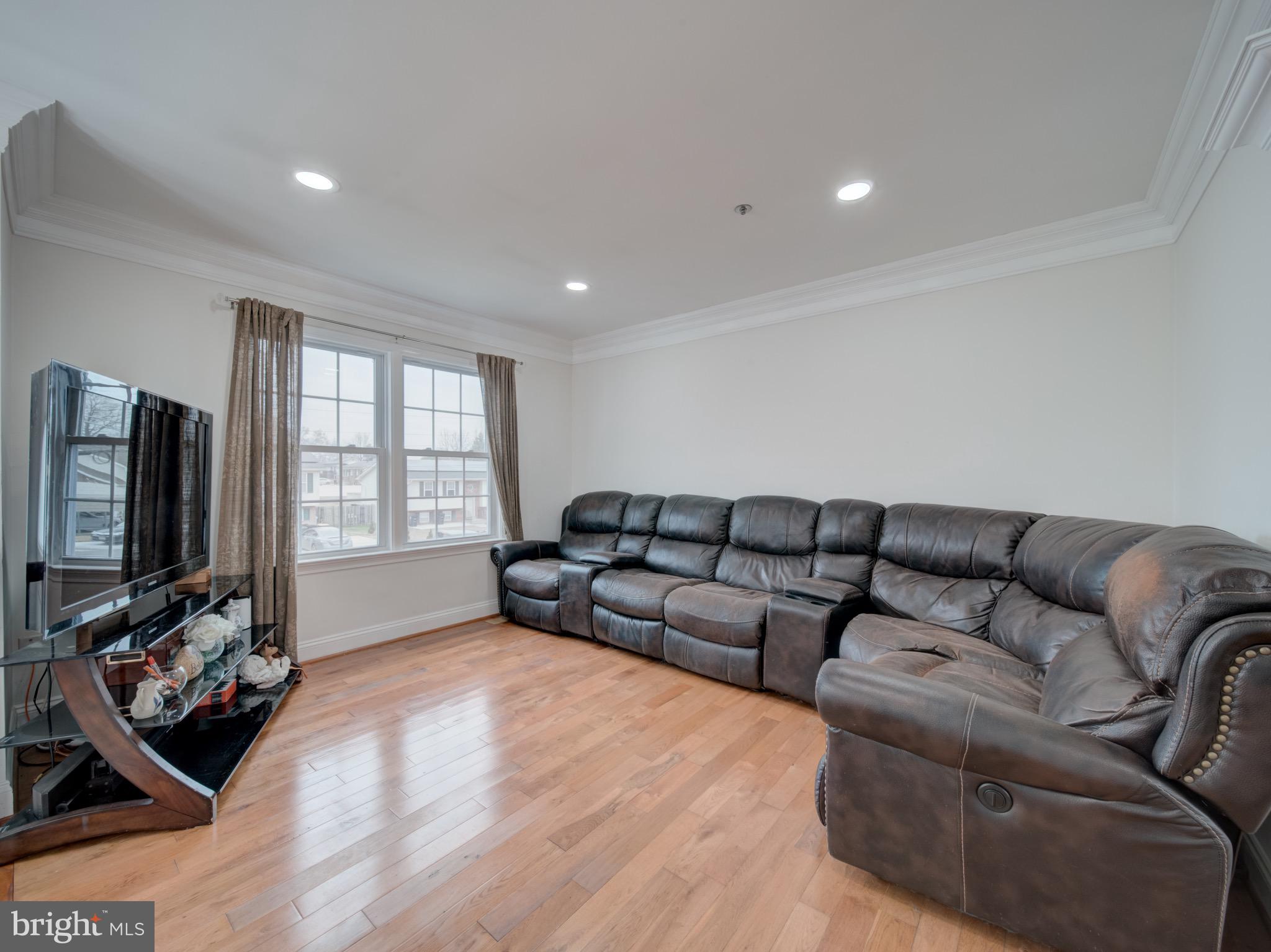 8617 Chestnut Ridge Drive Laurel, MD 20707 - Photo 6 of 40