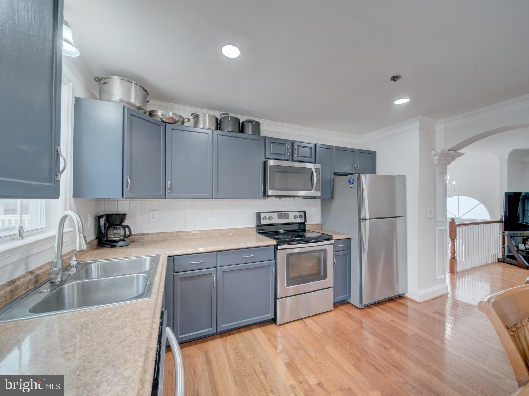 8617 Chestnut Ridge Drive Laurel, MD 20707 - Photo 9 of 40