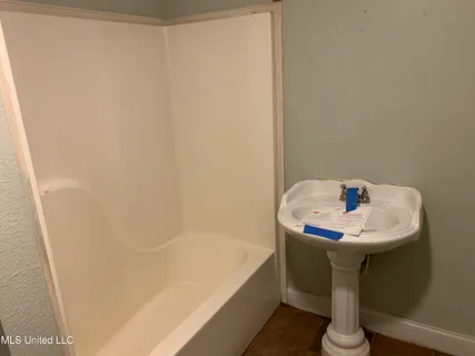 $90,000 | 8019 Hancock Drive, Bay St. Louis, MS 39520