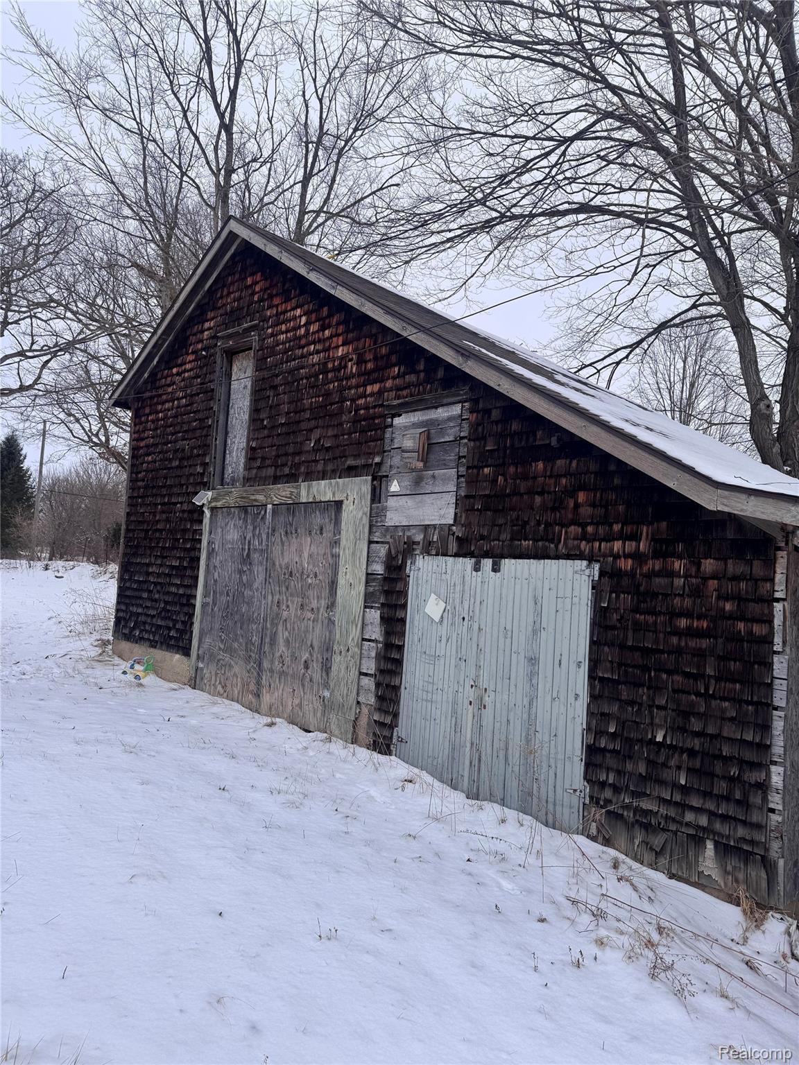 8545 Jackson Road Dexter, MI 48130 - Photo 16 of 19 IMG_6871.jpeg