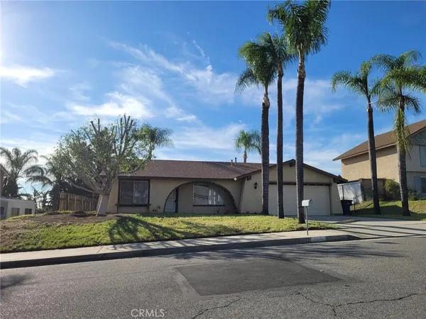 $3,200 | 11256 Coolwater Drive, Riverside, CA 92505
