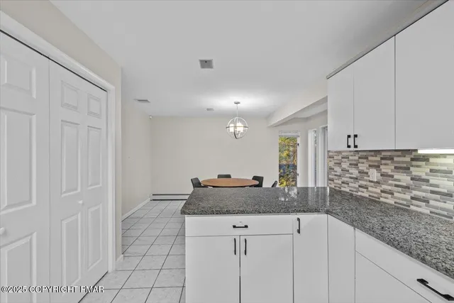 $799,000 | 23 Sleepy Hollow Lane, East Stroudsburg, PA 18302