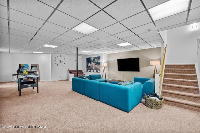 $799,000 | 23 Sleepy Hollow Lane, East Stroudsburg, PA 18302