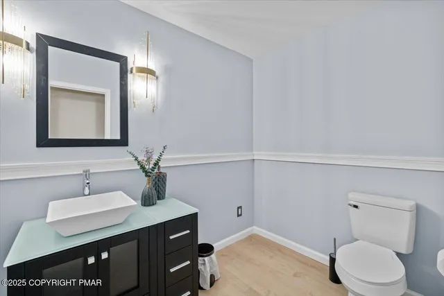 $799,000 | 23 Sleepy Hollow Lane, East Stroudsburg, PA 18302