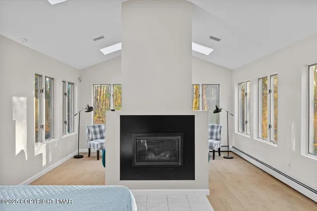 $799,000 | 23 Sleepy Hollow Lane, East Stroudsburg, PA 18302