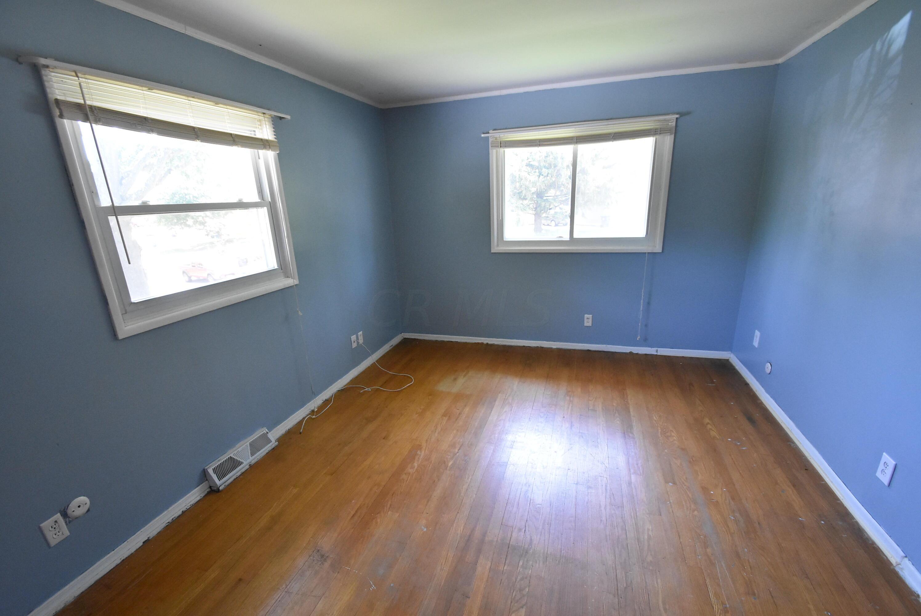 6658 Red Fox Road Reynoldsburg, OH 43068 - Photo 30 of 46 Bedroom # 2 views