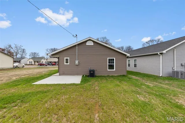 $194,900 | 416 Cook Avenue, Chaffee, MO 63740