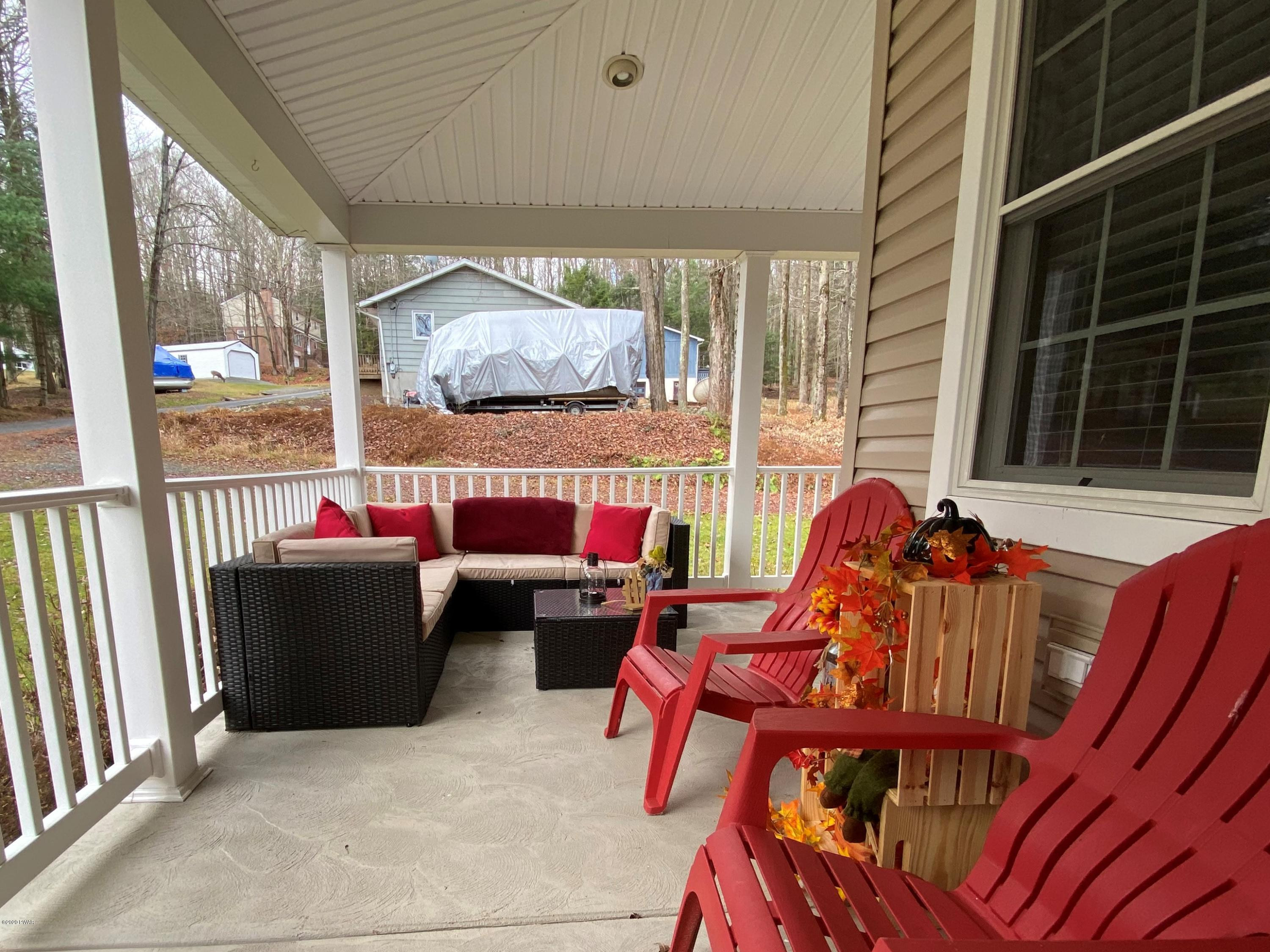122 Well Road Greentown, PA 18426 - Photo 15 of 26 Spacious covered porch