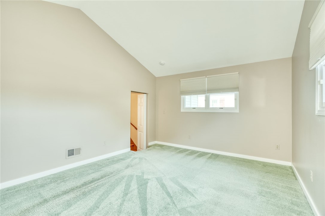 136 Hoover Road Irondequoit, NY 14617 - Photo 28 of 50