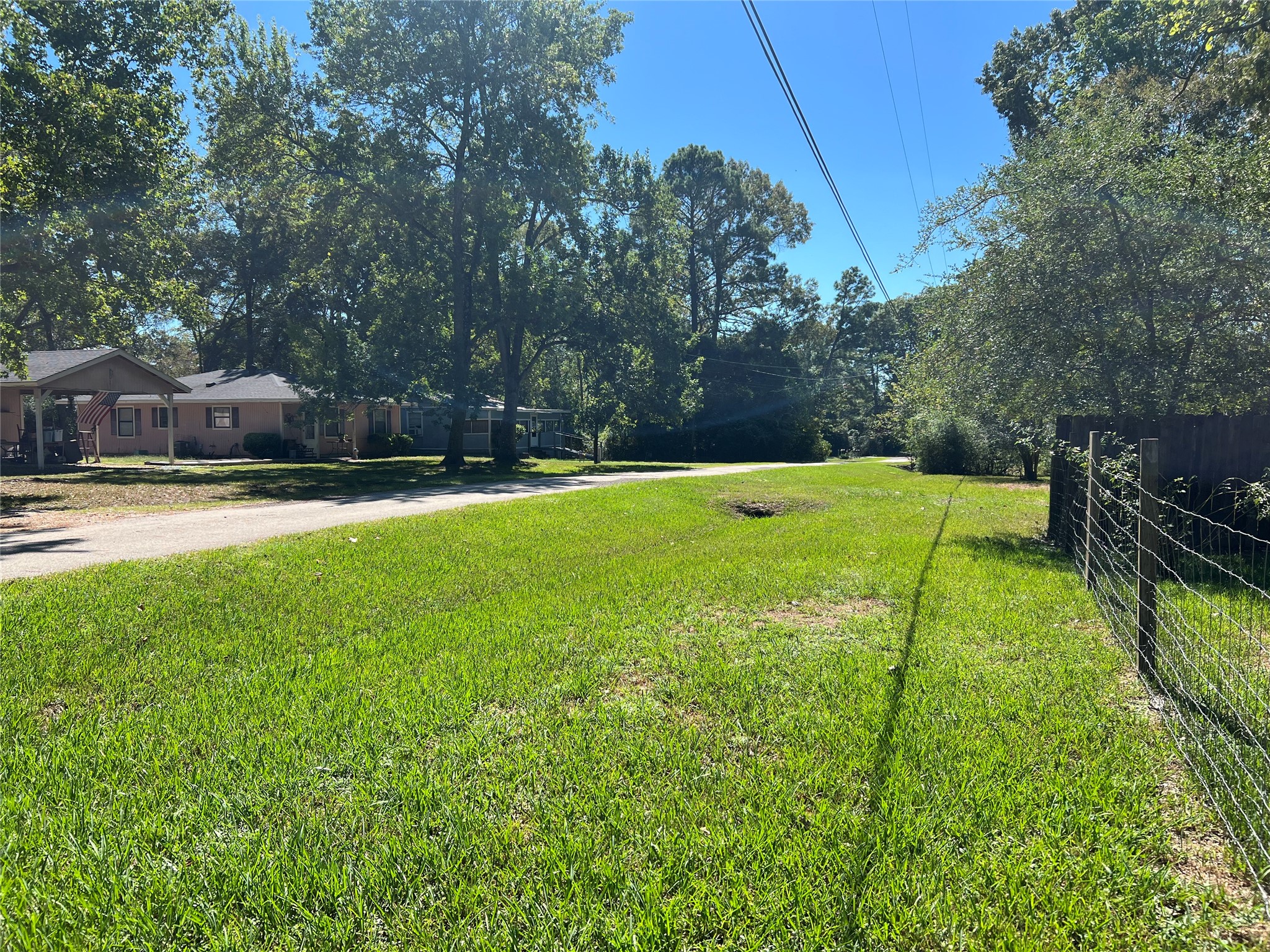 205 9th Street Trinity, TX 75862 - Photo 3 of 7 road view
