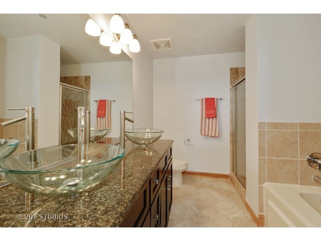 212 East Cullerton Street, Unit 1202 Chicago, IL 60616 - Photo 6 of 10