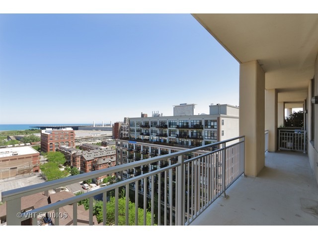 212 East Cullerton Street, Unit 1202 Chicago, IL 60616 - Photo 9 of 10